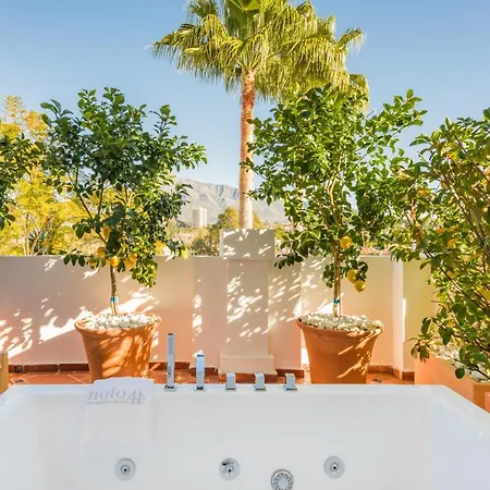 Molo Luxury Puerto Banus Hotel