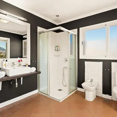 Molo Luxury Puerto Banus *