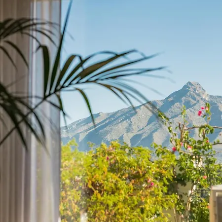 Hotel Molo Luxury Puerto Banus