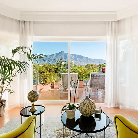 Molo Luxury Puerto Banus *