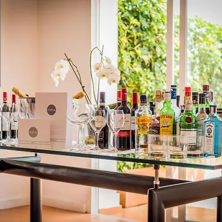 Molo Luxury Puerto Banus Hotel