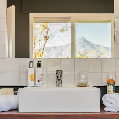 Отель Molo Luxury Puerto Banus