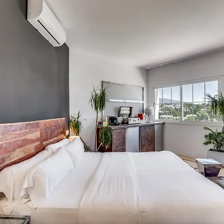 Molo Luxury Puerto Banus Отель *