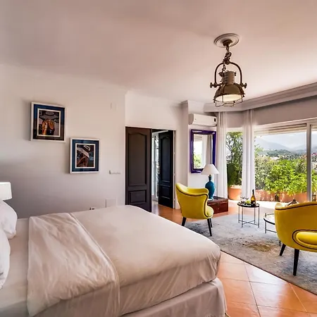 Molo Luxury Puerto Banus Отель *