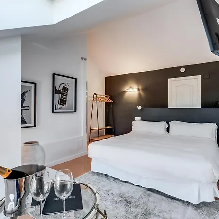 Molo Luxury Puerto Banus Marbella