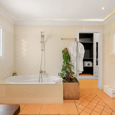 Molo Luxury Puerto Banus Hotel Marbella