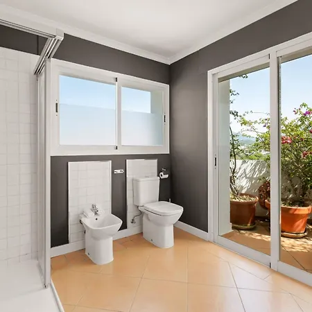 Molo Luxury Puerto Banus *