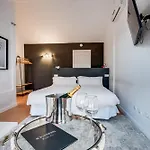 Molo Luxury Puerto Banus * Μαρμπέλλα