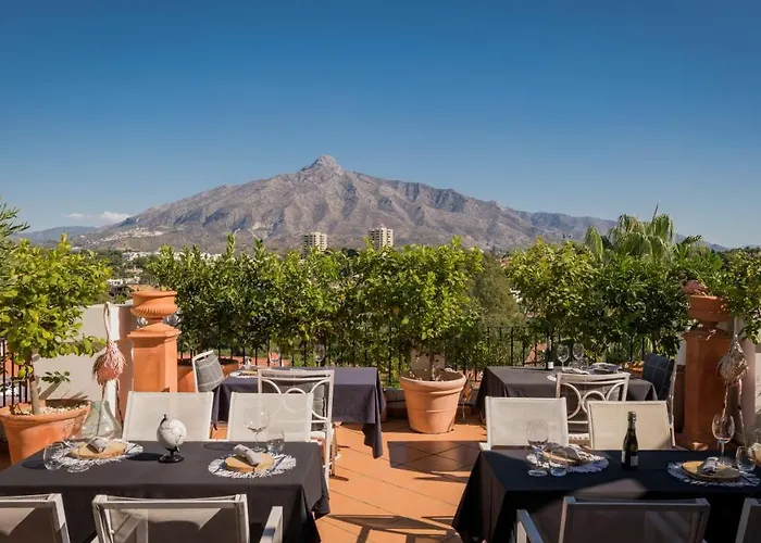 Molo Luxury Puerto Banus Hotell *